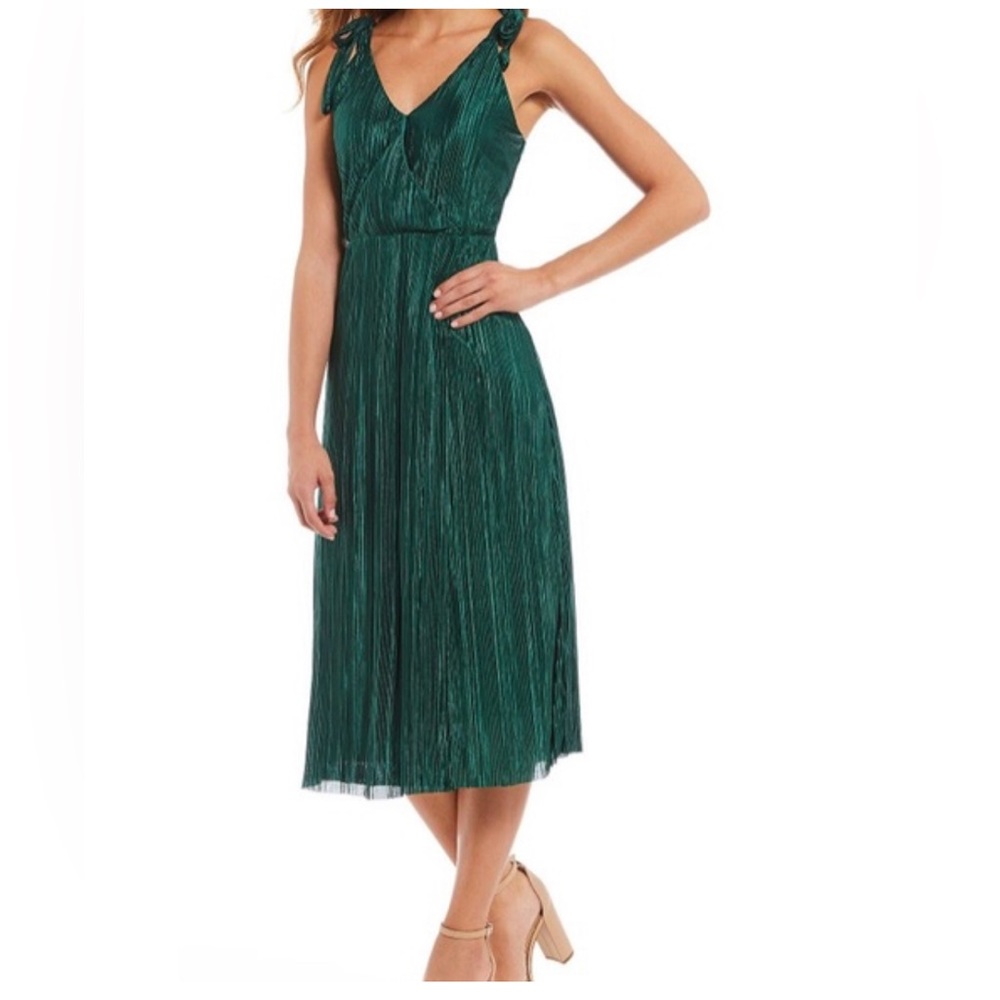 Sugar Lips Emerald Green Pleated Dress